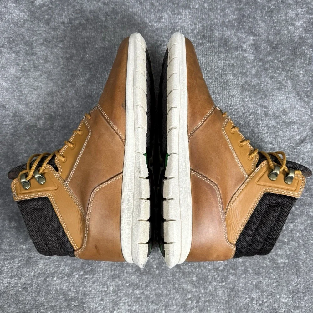 Timberland Graydon Chukka Boot Men's 7.5 Lightweight Mid Lace Up‎